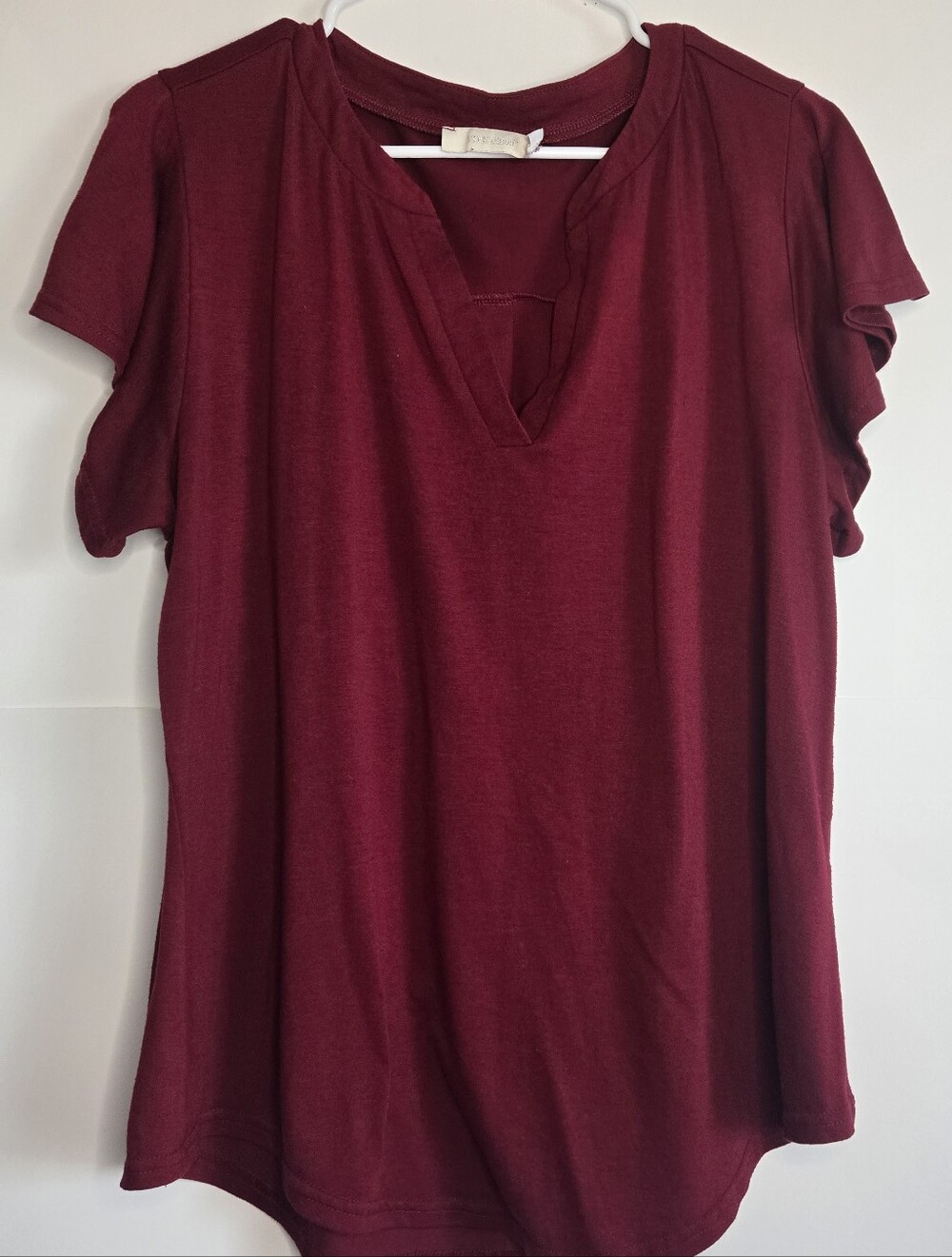Women's Burgundy Short Sleeve V-Neck Tee